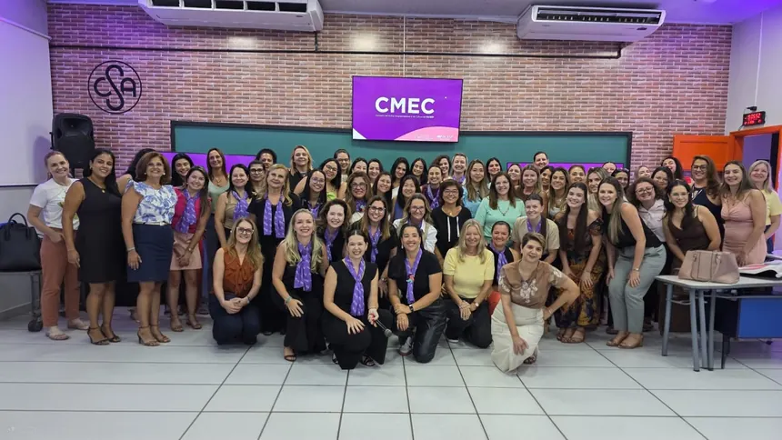 Associadas do CMEC Ourinhos reunidas em encontro de empreendedorismo feminino